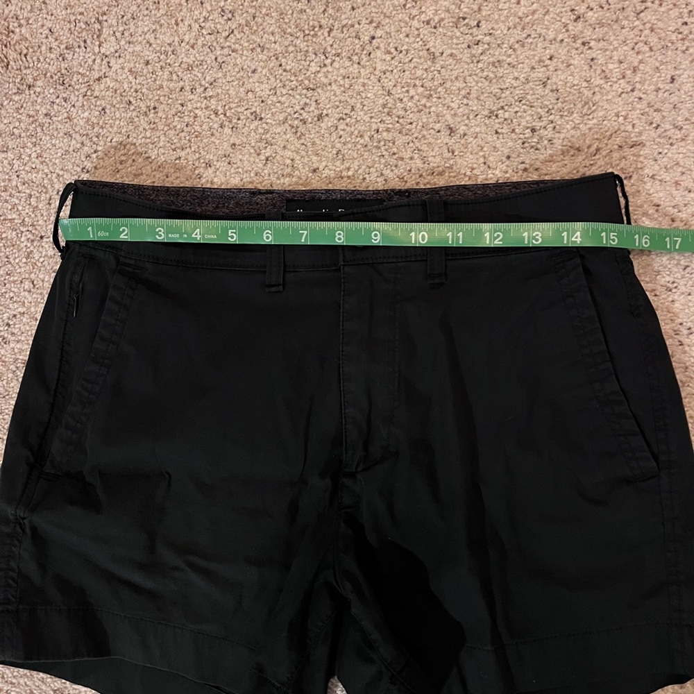 Abercrombie Men’s all day short - Picture 6 of 7